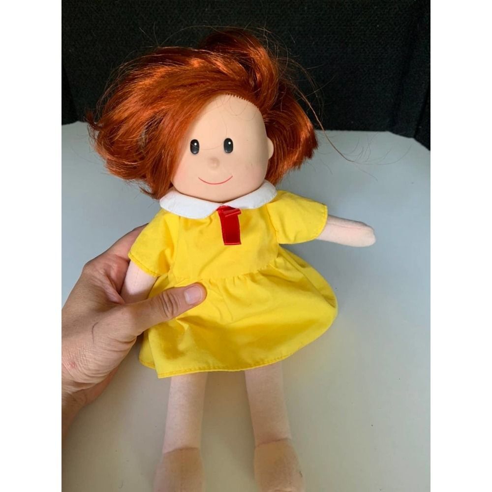 Vintage Madeline 1999 Kids Gifts doll